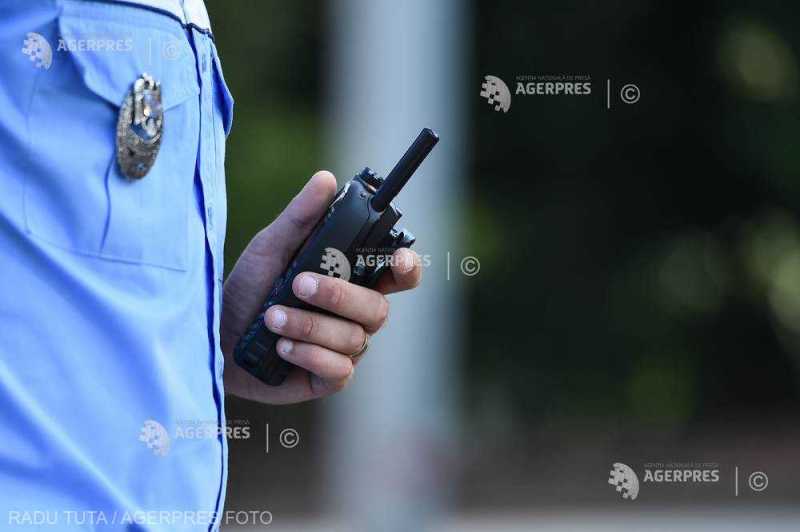 Un tânăr care se sustrăgea de la executarea unei pedepse cu închisoarea, reclamat că a furat mașina unei cunoștințe