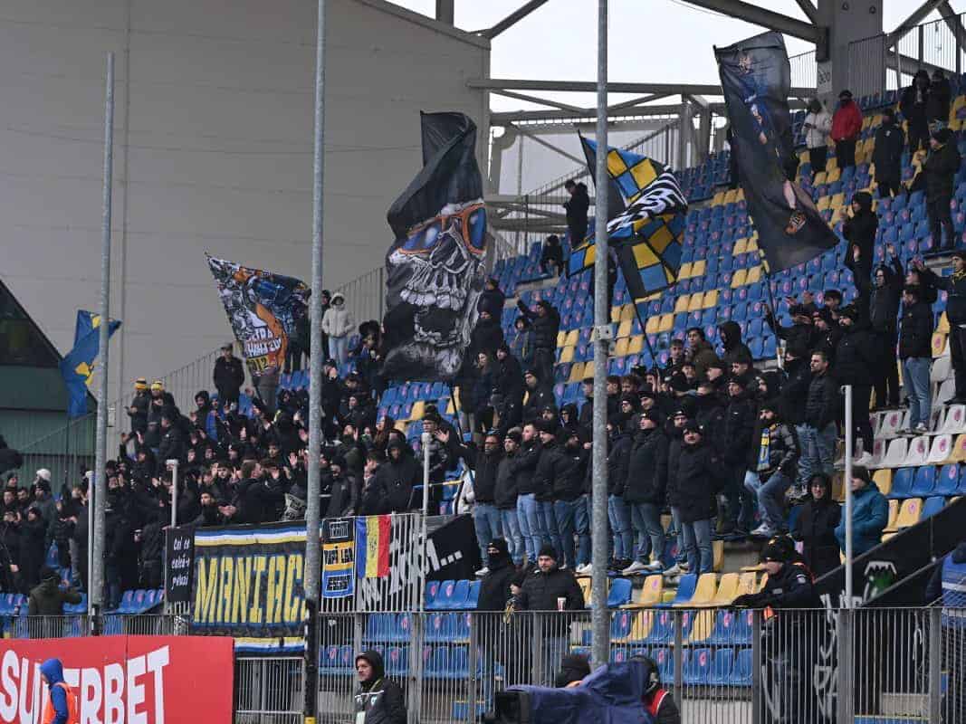 Fanii Petrolului vor “tăieri de capete”!