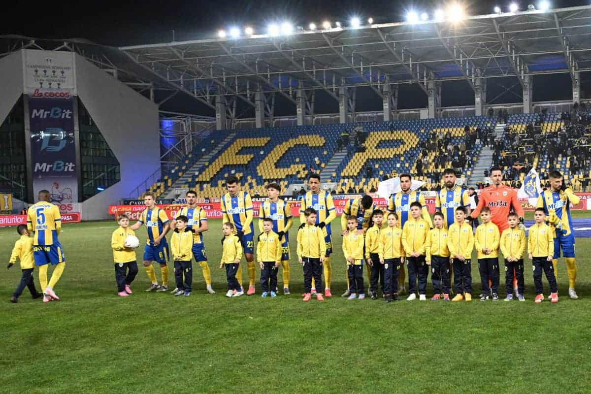 Petrolul va avea patru jocuri în două săptămâni!