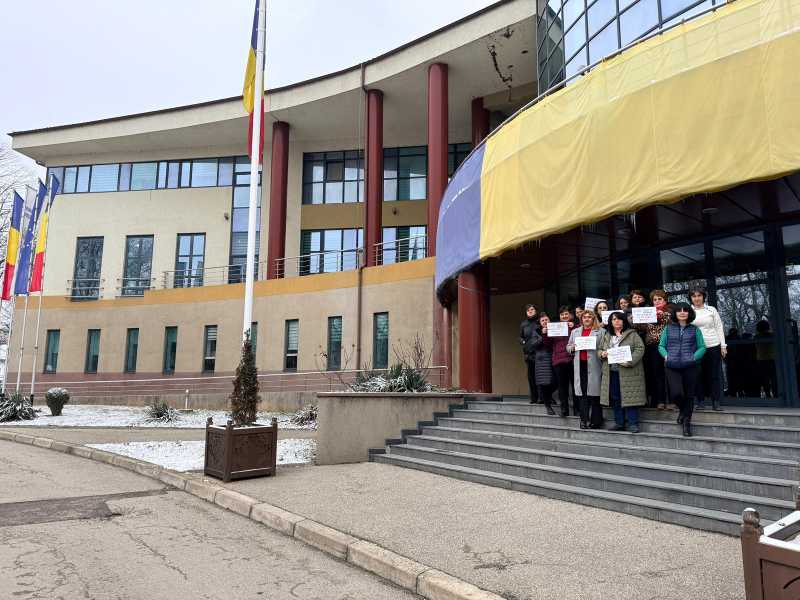 Grevă de avertisment în peste 20 de primării; sindicaliștii spun că există riscul de colaps administrativ