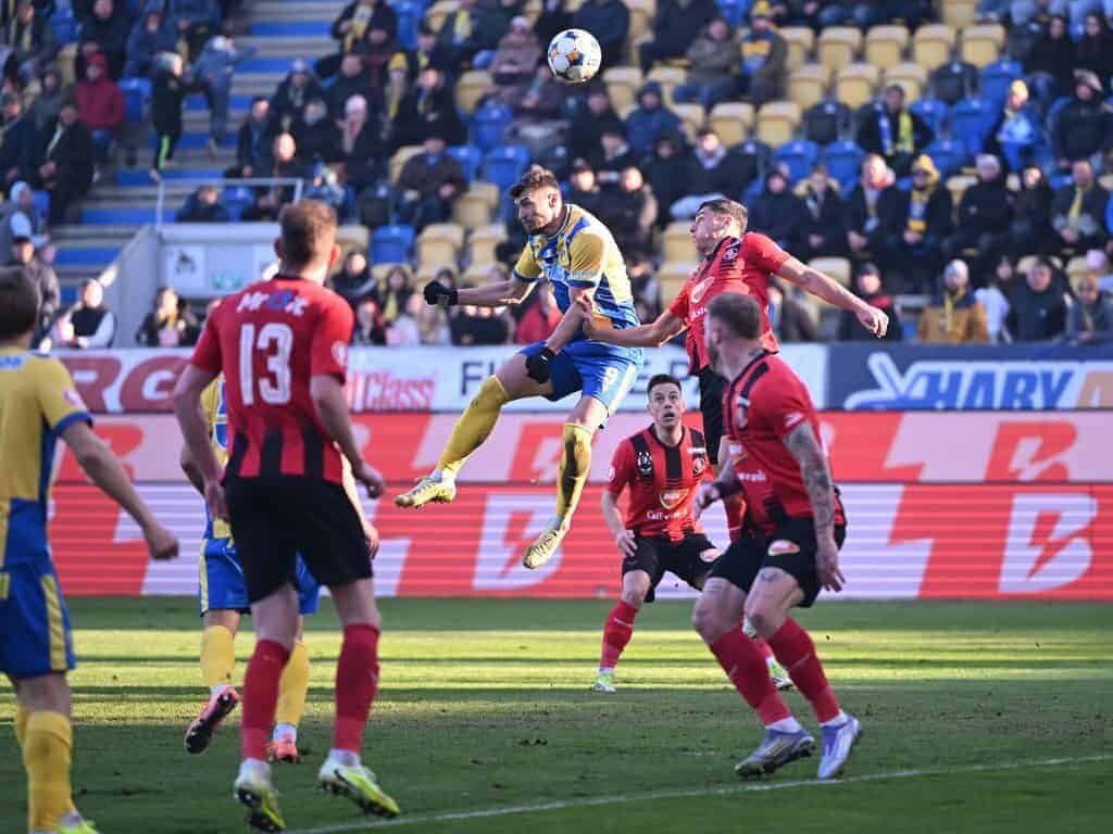 Petrolul va înfrunta Ciucul după o lună de zile