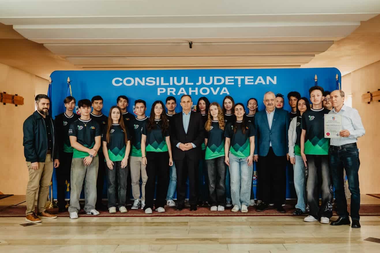 Performanța tinerilor inovatori premiată la Consiliul Județean Prahova