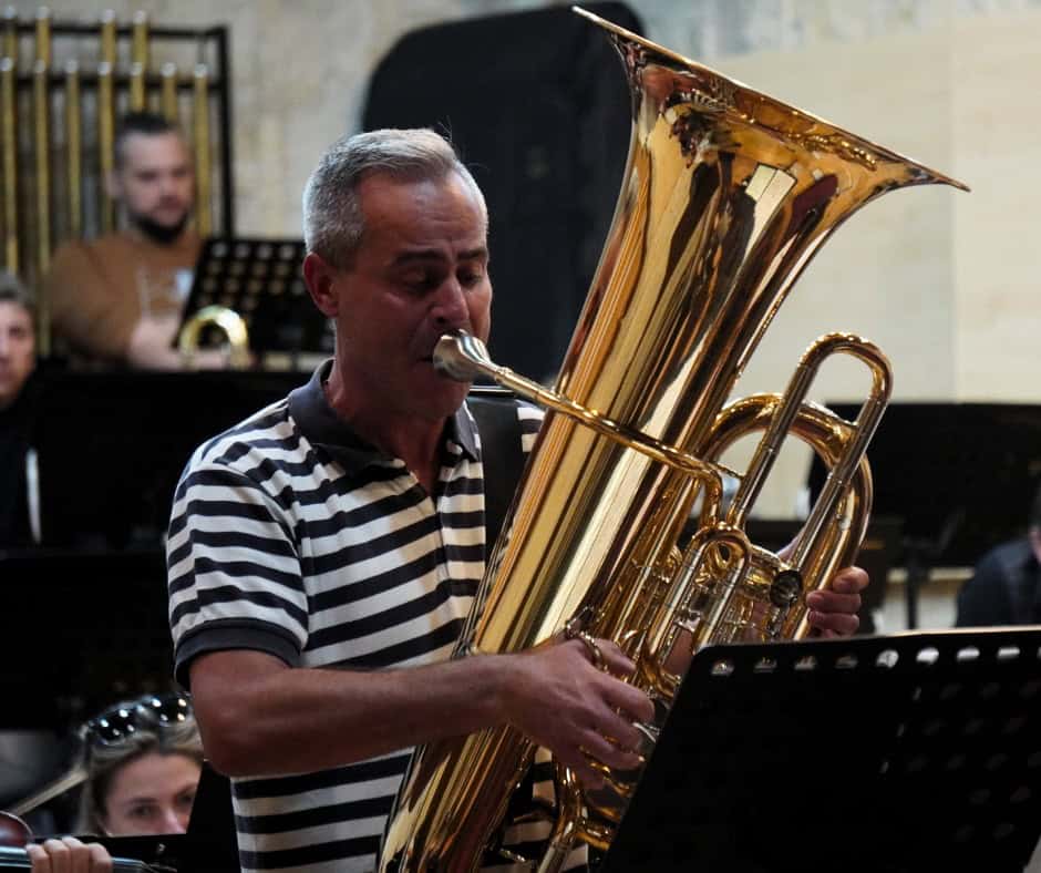 Filarmonica Paul Constantinescu Ploiești: O nouă zi, o nouă repetiție pentru concertul de joi, 7 mai 2026, ce îl aduce în rol solistic pe Laurentiu Sima
