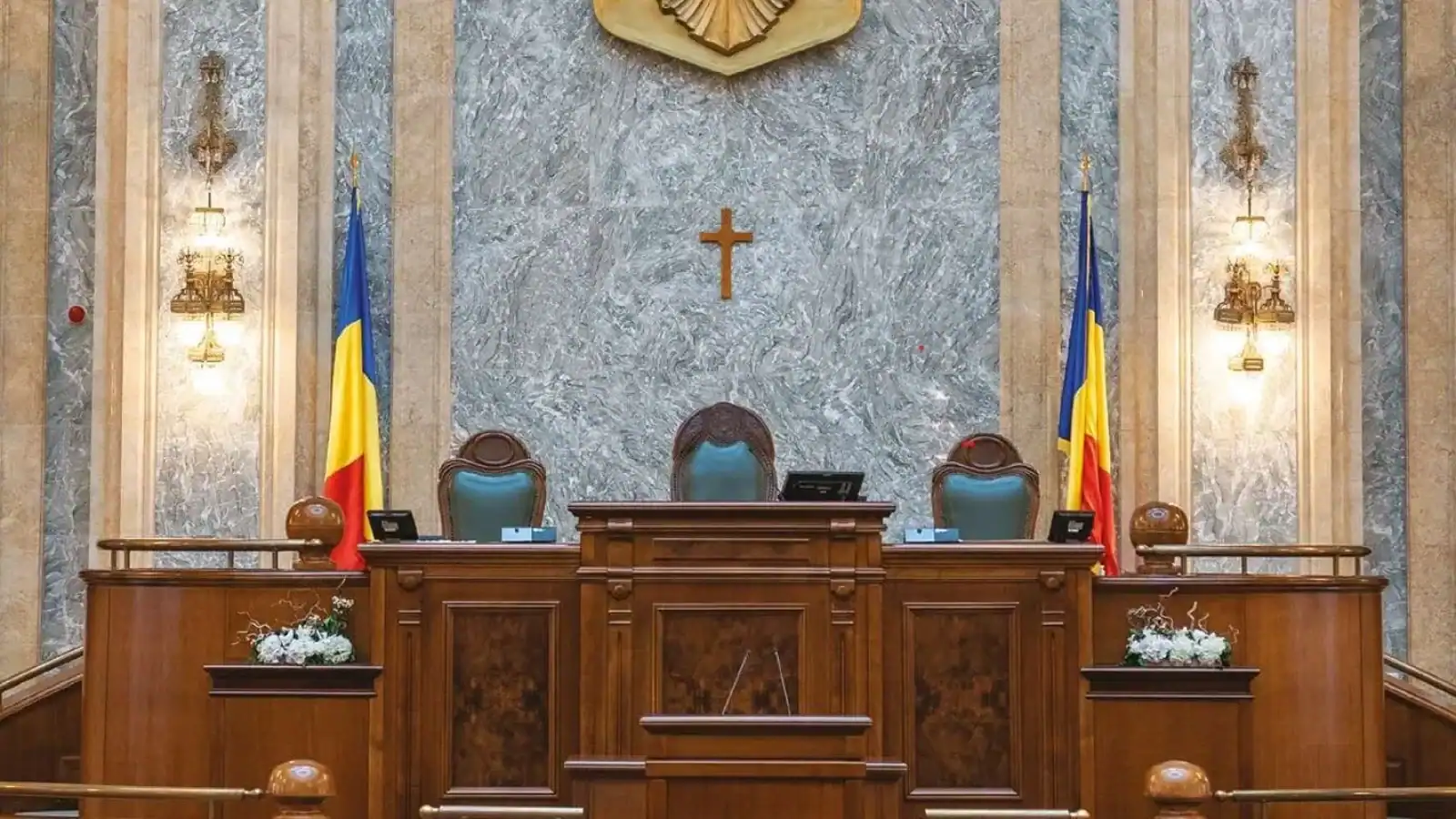 Galop în Parlament pentru pensionari, veterani și invalizi / Talonul de pensie va conține un cod QR sau un cod de bare (propunere legislativă)
