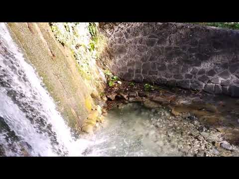 O super cascada ascunsa în zona Bușteni.
