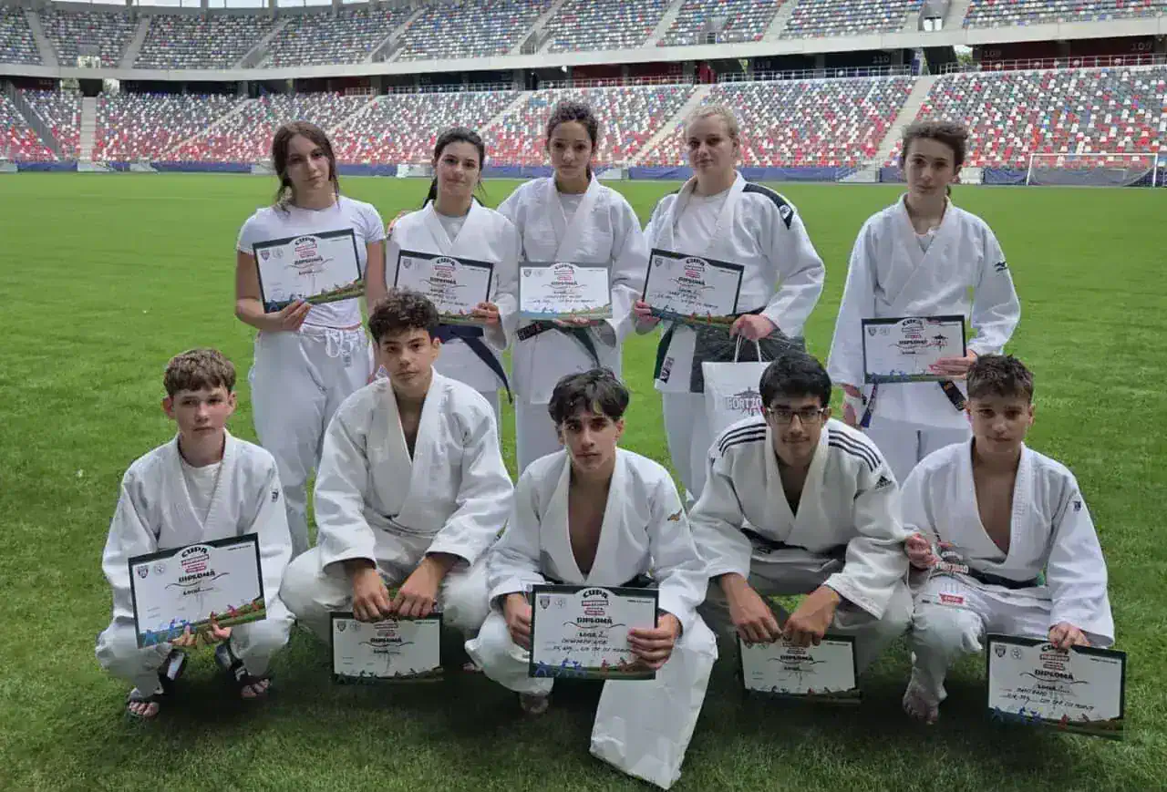 Judoka ploieșteni și-au arătat forța pe stadionul ,,Steaua”