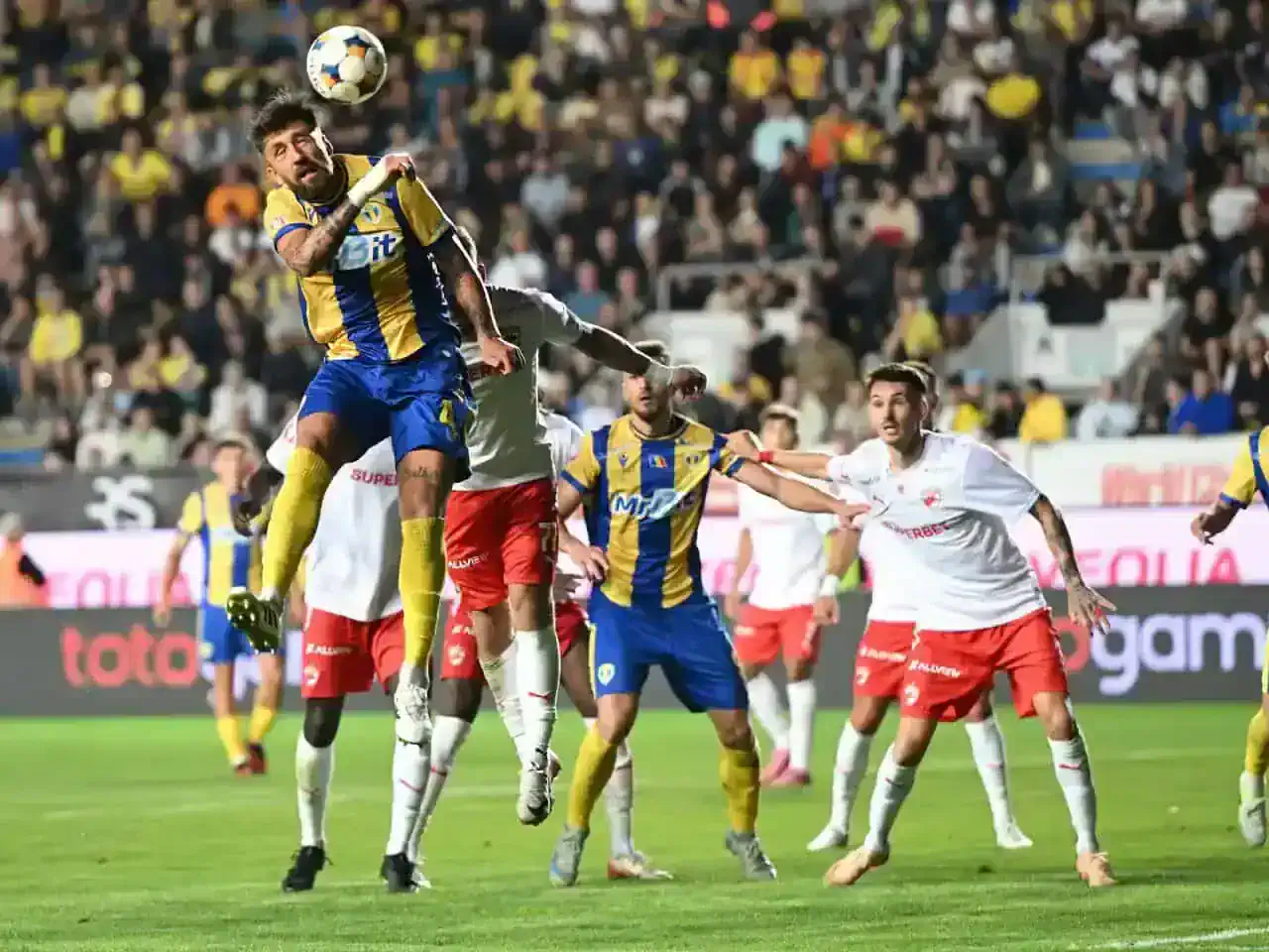 Petrolul primește Dinamo duminică spre seară
