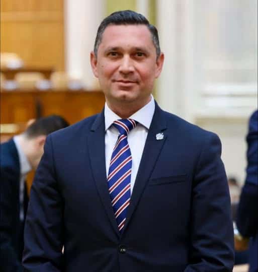 Bogdan Toader, Președinte PSD Ploiești: Petrolul s-a ieftinit. Acum trebuie să scadă și prețul la pompă