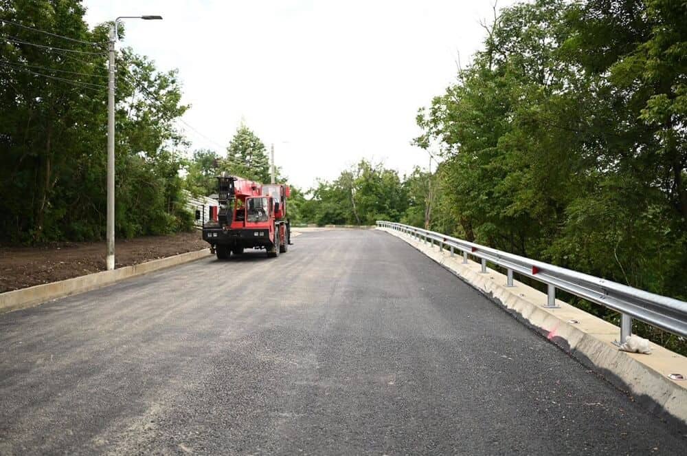 Lucrările pe DJ101R, la ieșirea din Câmpina spre DN1, aproape de final. Când va fi reluată circulația