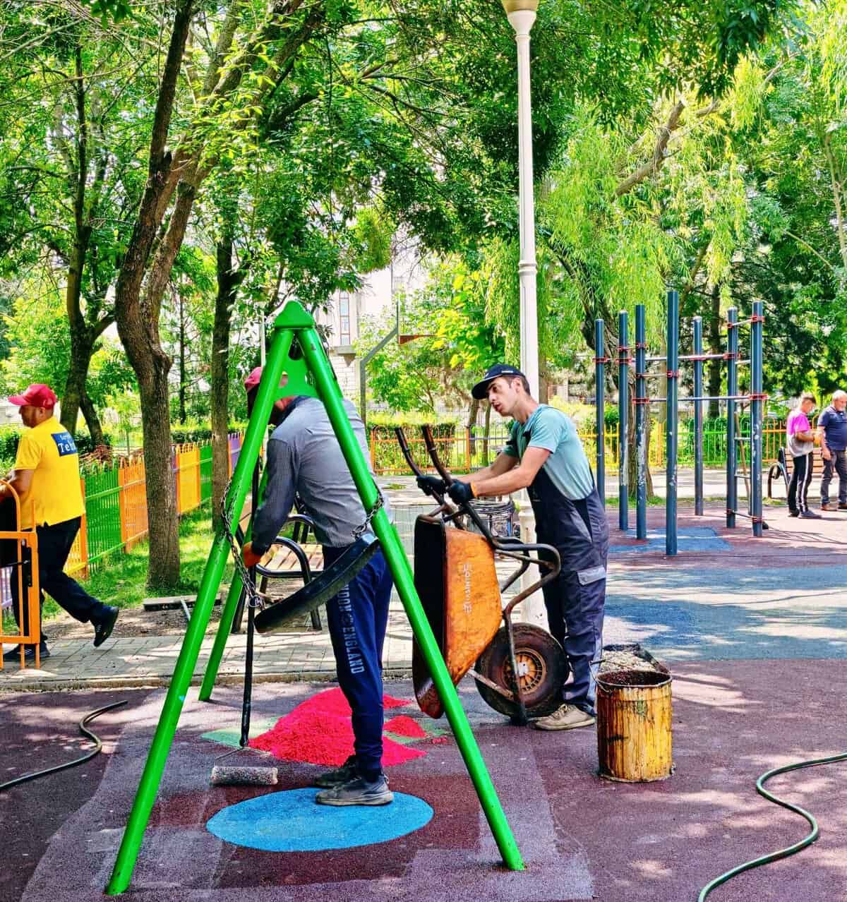 SGU Ploiești: Lucrări în desfășurare la locurile de joacă: Parcul Aurora Vest este aproape gata, urmează Cartierul Malu Roșu!