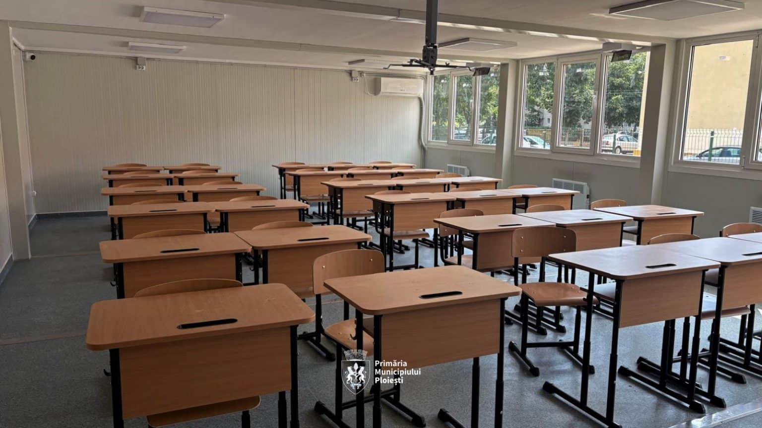 Școala „I.A. Bassarabescu” din Ploiești are acum spații moderne pentru elevi!