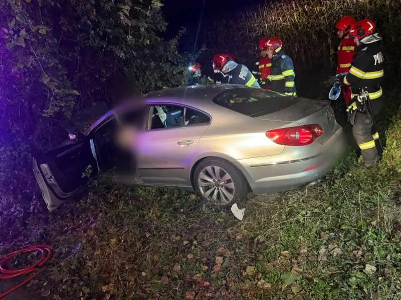 Un tânăr a decedat și alți doi au fost răniți într-un accident în comuna Puchenii Mari